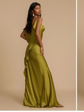 ODESSA DRESS PISTACHIO